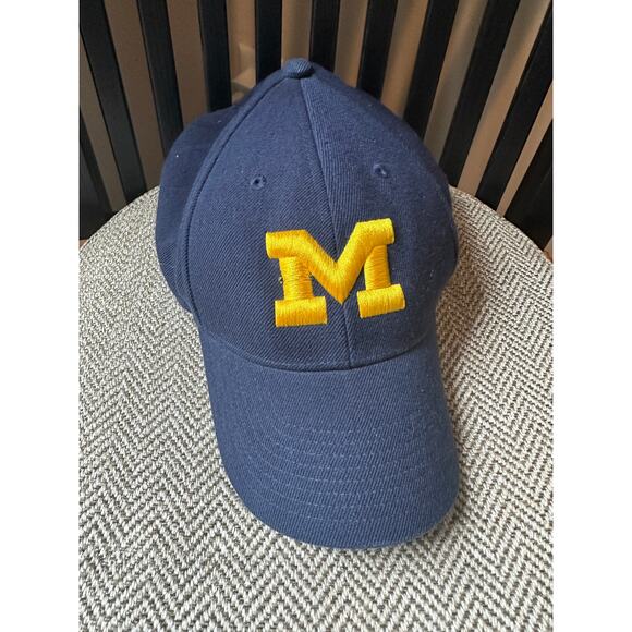 University of Michigan M Embroidered Baseball Hat Nike 7 1/2 60 cm - Picture 4 of 9